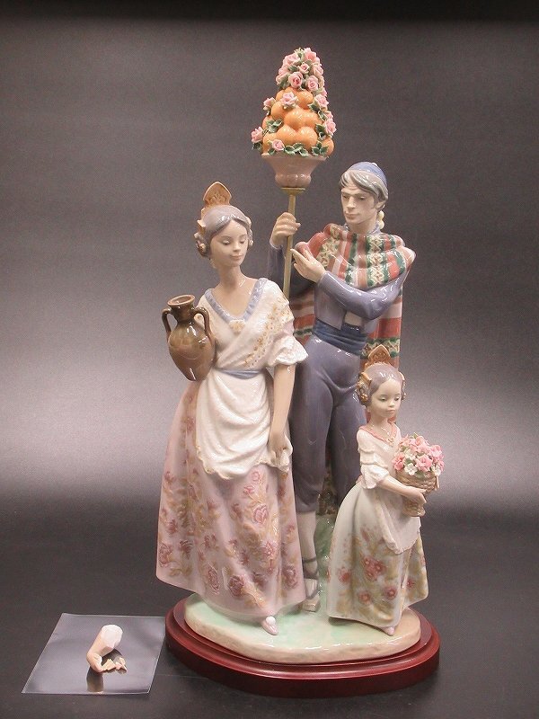 Yahoo!オークション -「バレンシア」(リヤドロ) (西洋陶磁)の落札相場